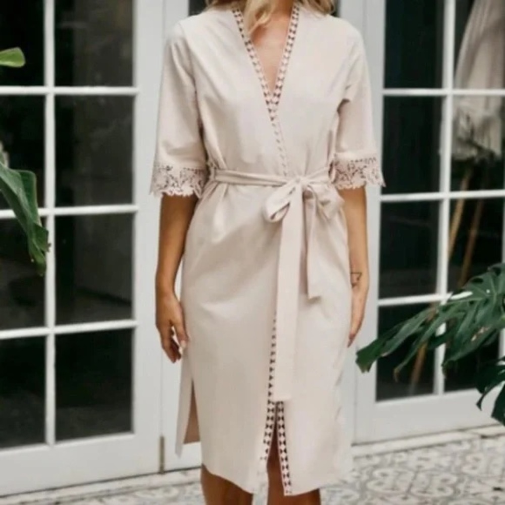 Le Rose Valerie Jersey Midi Bridal‎ Robe in Champagne Blush Size Small/Medium